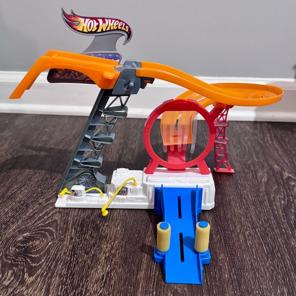 Hot Wheels | Toys | Hot Wheels Rinse Race Play Set | Poshmark